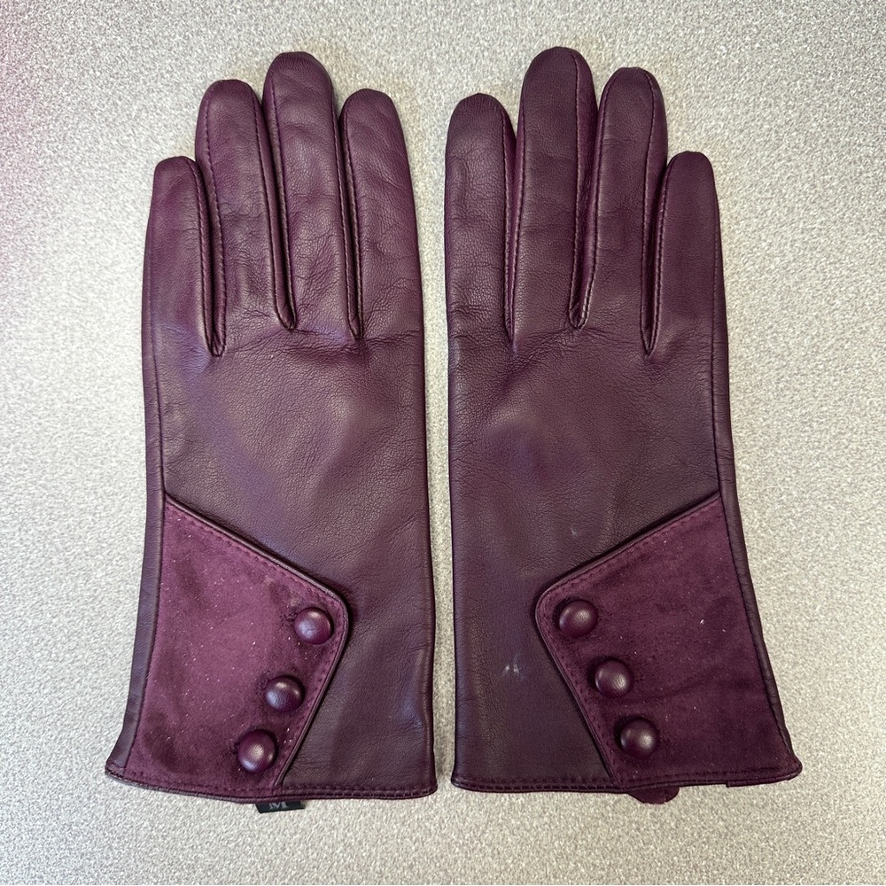 Elegant Burgundy Leather Gloves